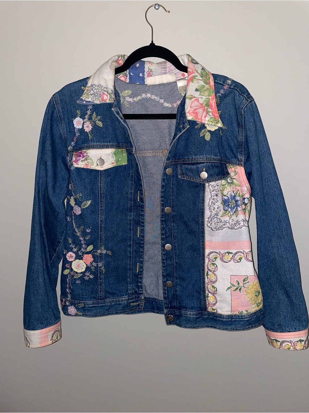 Susan Bristol Floral Embroidered Patchwork Denim Jacket boho cottagecore sz M